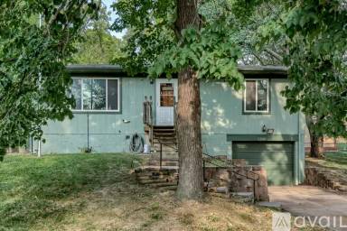 Main picture of 1301 Bryan Ave