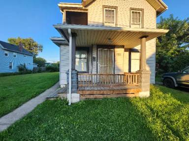 Main picture of 1973 W 50th St