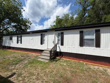 Main picture of 644 Limerick Rd