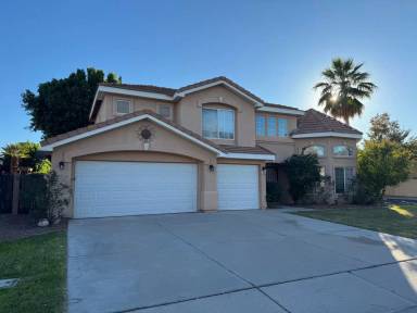 Main picture of 955 W Cooley Dr