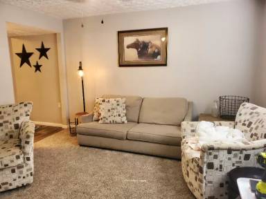 Main picture of 319 Harold St