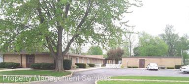 Main picture of 952 W Walnut St