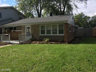 Main picture of 17252 Lorenz Ave