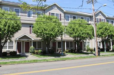 Main picture of 28 3rd St