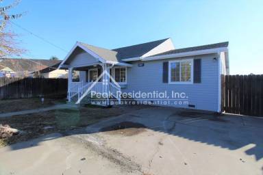 Main picture of 1042 Las Palmas Ave