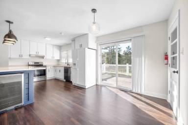 Main picture of 486 Dawnridge Dr