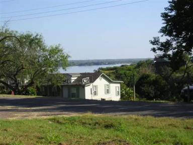 Main picture of 533 S Vista Dr