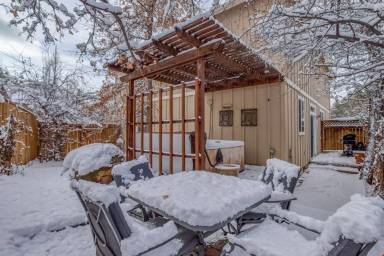 Main picture of 61194 SW Sleepy Ct