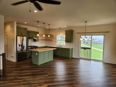 Main picture of 1012 Eagle Vista Ln