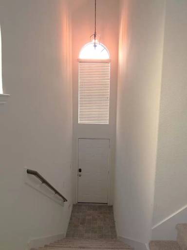 Main picture of 17043 Amarose Dr