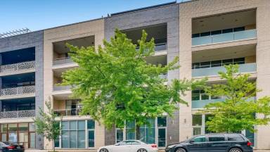 Main picture of 839 North California Avenue
