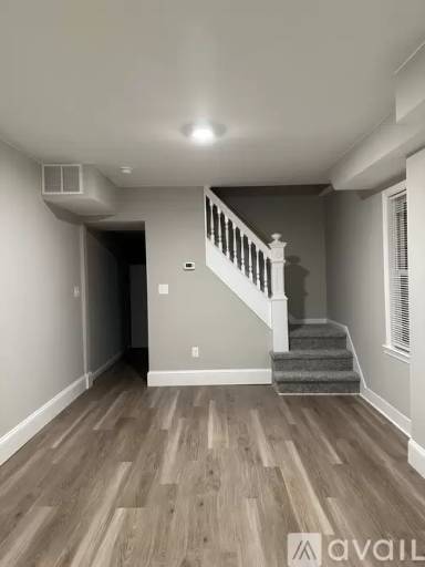 Main picture of 357 W Lincoln St