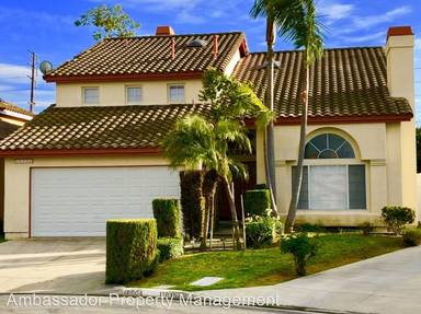 Main picture of 16504 La Quinta Way
