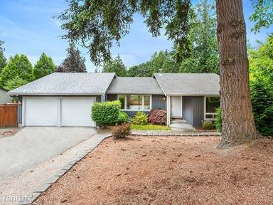 Main picture of 20029 100th Ave NE