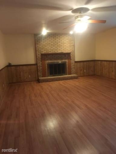 Main picture of 25615 Hidden Acres Dr