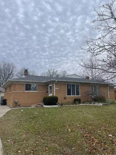 Main picture of 28711 Little Mack Ave