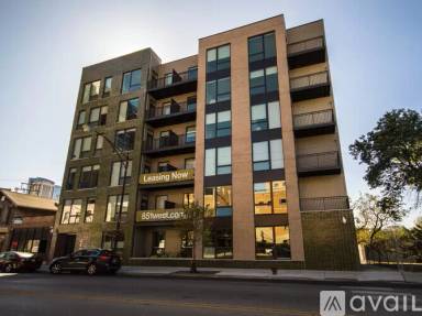 Main picture of 851 W Grand Ave