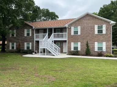 Main picture of 920 W Avenue A