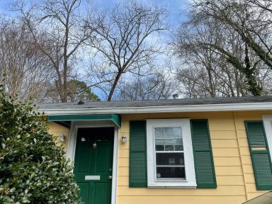 Main picture of 230 Cherokee Ave