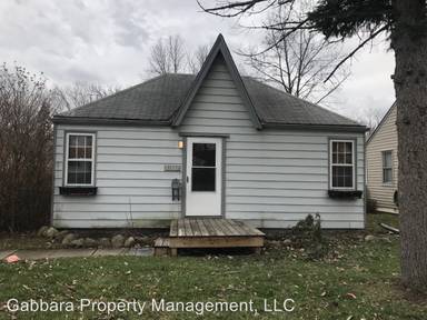 Main picture of 21586 E 8 Mile Rd
