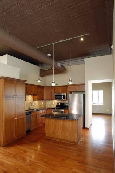 Main picture of 606 Sycamore St