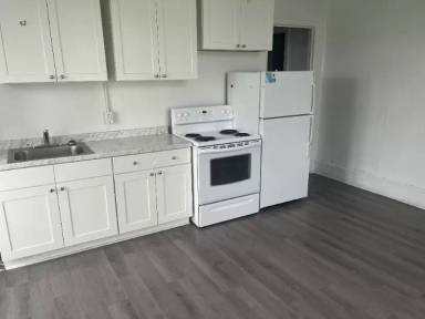 Main picture of 300 Chestnut St