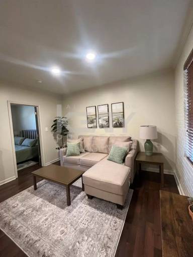 Main picture of 213 Bendel Rd