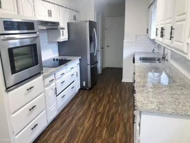 Main picture of 3034 Sharpview Ln