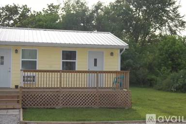 Main picture of 208 Ember Dr