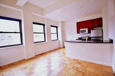 Main picture of 205 E 38th St
