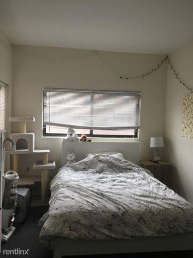 Main picture of 606 Columbus Ave