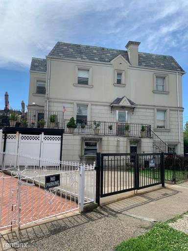 Main picture of 2966 Avenue R