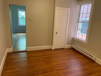 Main picture of 45 Tilley St