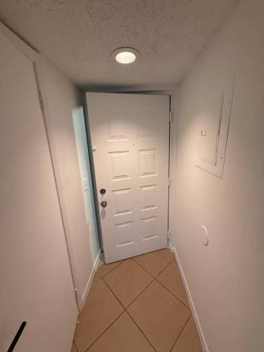 Main picture of 8851 Wiles Rd