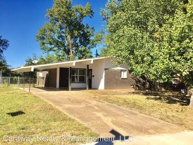 Main picture of 1013 Huntington Ln