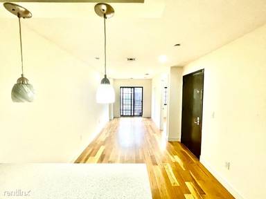 Main picture of 25 Fayette St