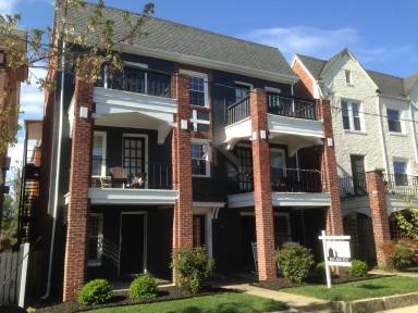 Main picture of 1709 Hanover Ave