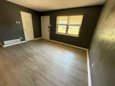 Main picture of 809 Michelle Dr