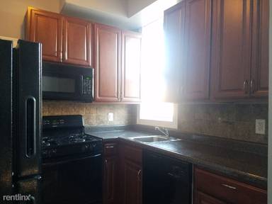 Main picture of 510 40th St Apartments