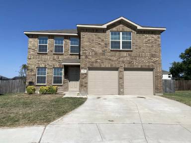 Main picture of 2700 Andesite Ln