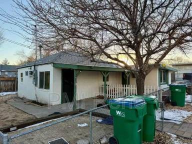 Main picture of 1931 1/2 Valley Rd