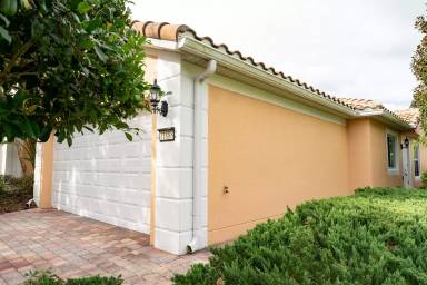 Main picture of 11888 Fiore Dr