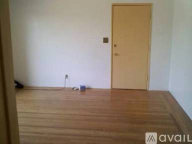 Main picture of 10514 Link St