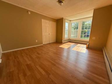 Main picture of 1 Kelley St