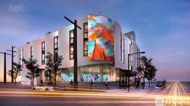 Main picture of 700 N Spaulding Ave