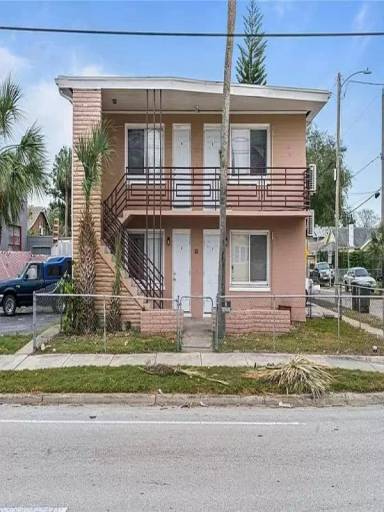 Main picture of 551 N Ridgewood Ave