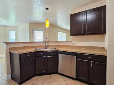 Main picture of 5106 Holster Dr