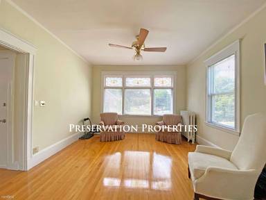 Main picture of 40 Harvard St