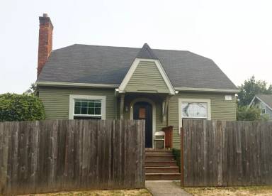 Main picture of 671 E 17th Ave