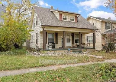 Main picture of 2029 Brookline Ave